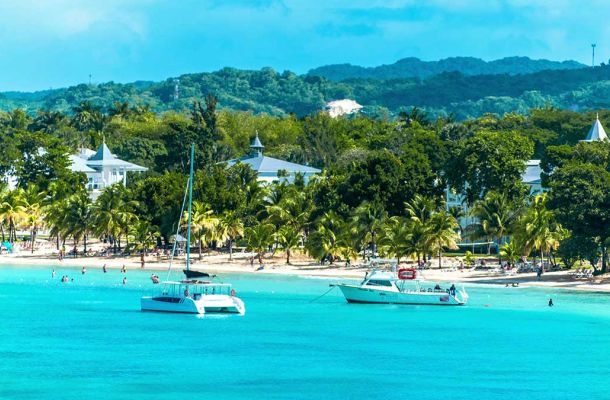 Reggaebus Jamaika – Dein authentischer Cannabis-Urlaub