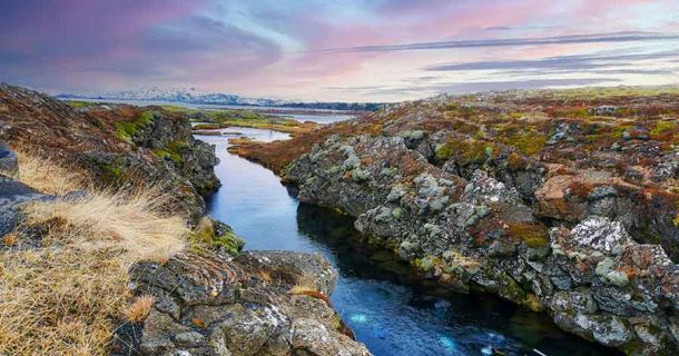 👉 Thingvellir: Kraft zwischen Kontinenten spüren
