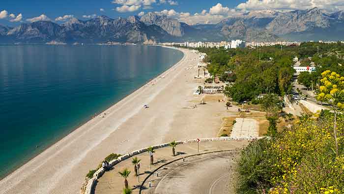 Türkische Riviera: Sonne, Kultur & Cannabisurlaub