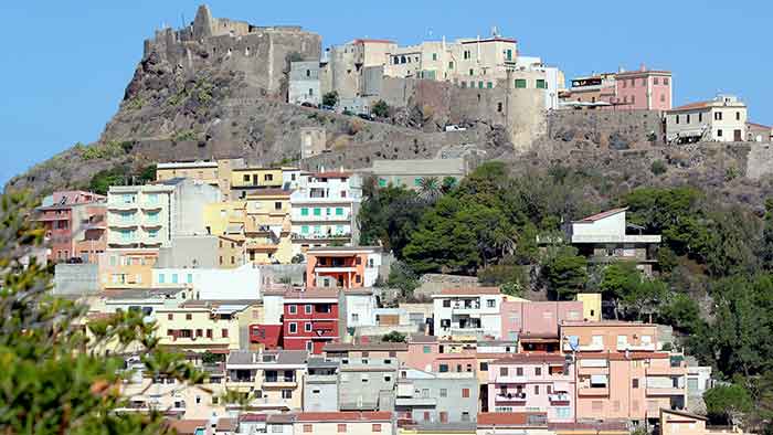 Castelsardo: Sardiniens Felsendorf für Genießer
