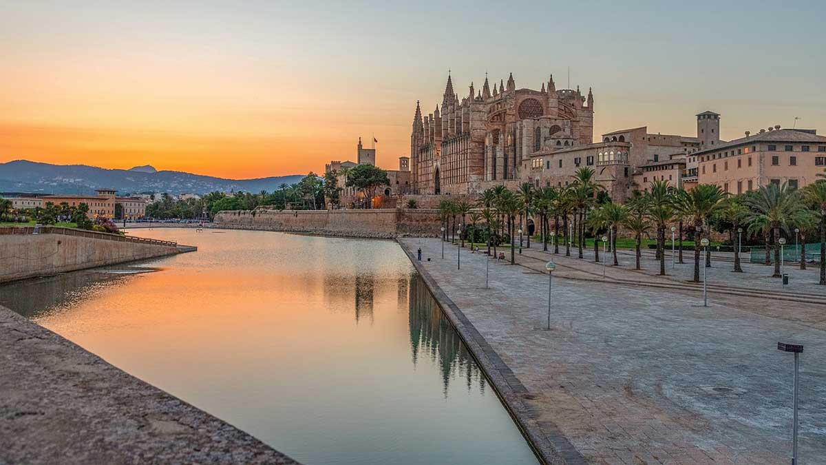 Cannabisurlaub auf Mallorca – Natur, Vielfalt & Entspannung