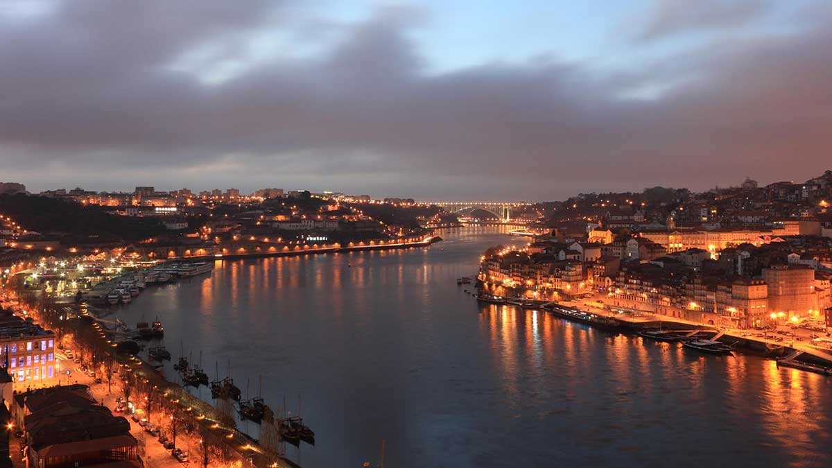 Porto entdecken: Kultur, Genuss & Cannabisurlaub