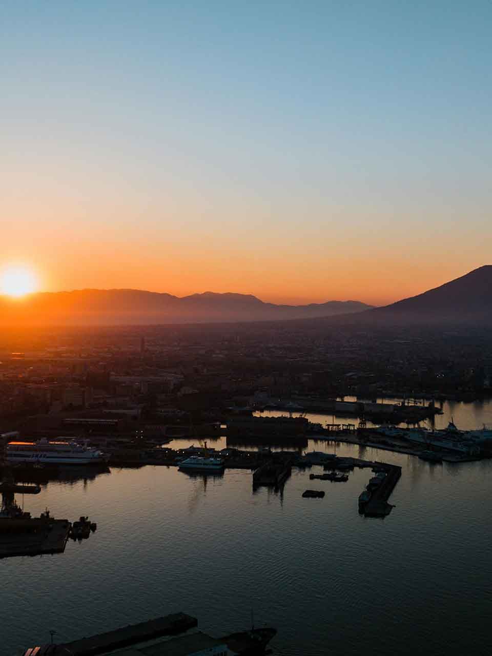 sonnenuntergang neapel