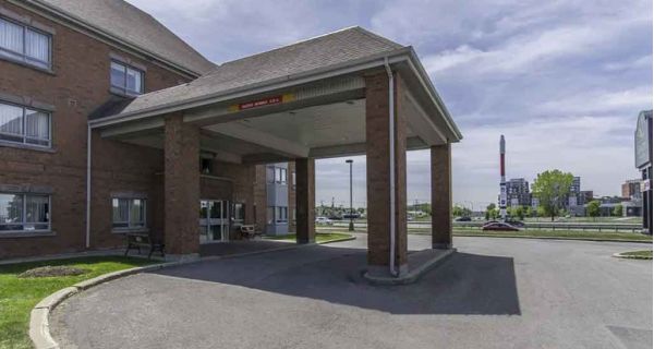 Cannabis Ferien in Kanada - Quality Suites Laval