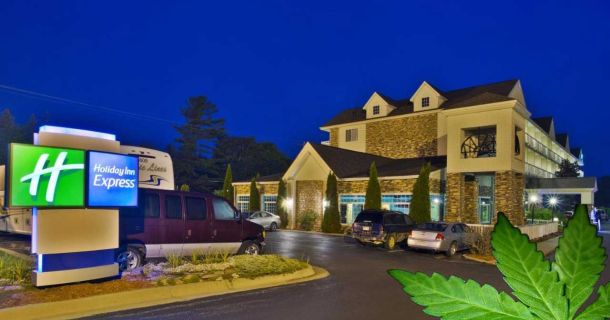 Holiday Inn Express Mackinaw City