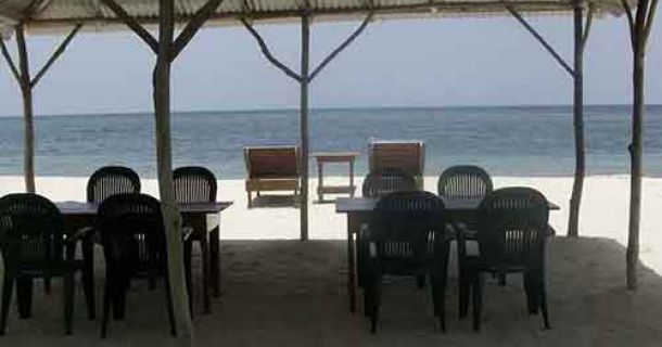 Dein Joint am Strand - Cannabis Urlaub in Little Bay