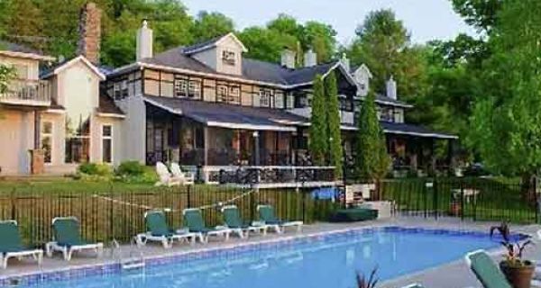 Sir Sam's Inn & Waterspa - Adults Only