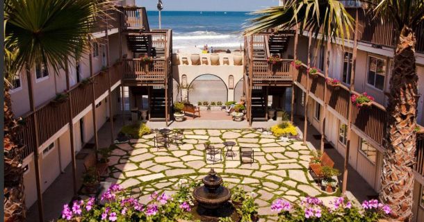 Ocean Beach Hotel