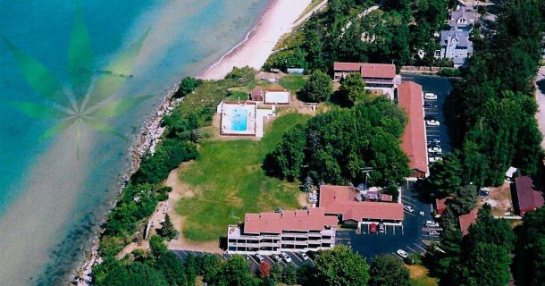 Lake Bluff Inn and Suites