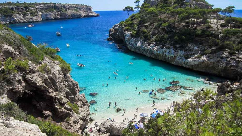 Die besten Strandresorts für dein Cannabis Urlaub auf Mallorca