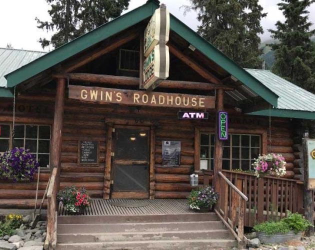 Gwin's Lodge & Roadhouse