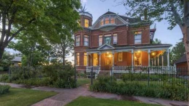Lumber Baron Inn & Gardens