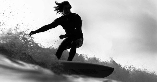 Cold Hawaii: Dänemarks Surfparadies für Cannabis-Enthusiasten