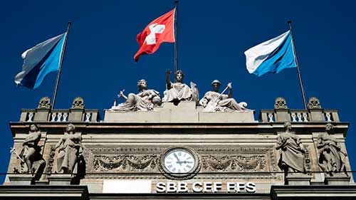 mit dem zug nach zürich