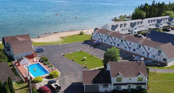 Bridgeview Motel