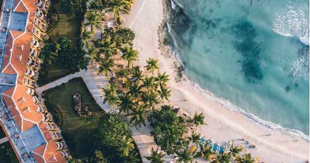 All-Inclusive-Resort in der Karibik mit Meerblick