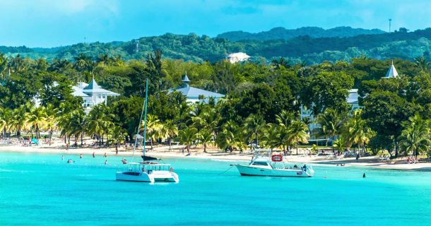 Reggaebus Jamaika – Dein authentischer Cannabis-Urlaub