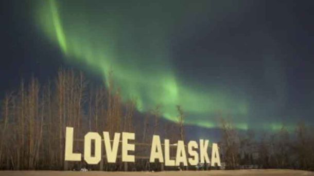 Pike's Waterfront Lodge