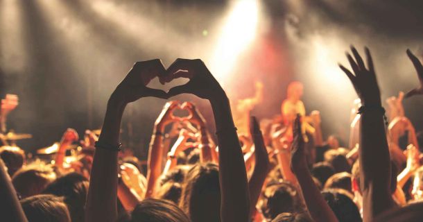 Amsterdam, Cannabis-Partys sind eine beliebte Form der Unterhaltung