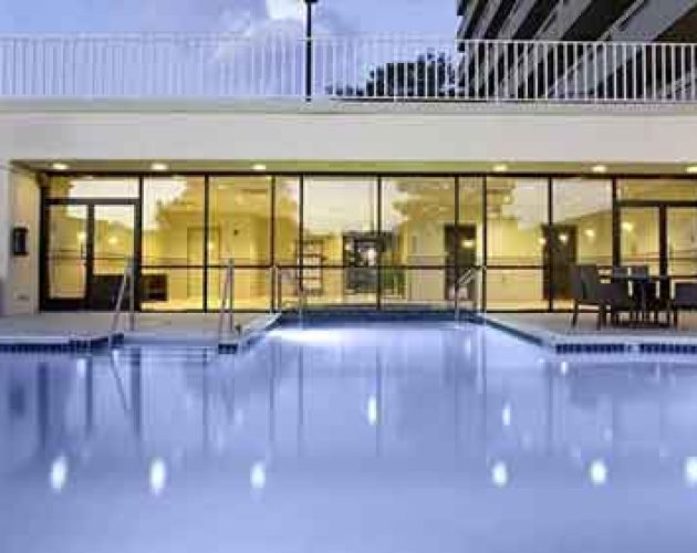 Cannabis Urlaub in Denver - Kiffen im Holiday Inn Denver East