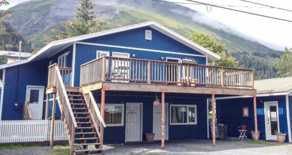 Sea Treasures Inn